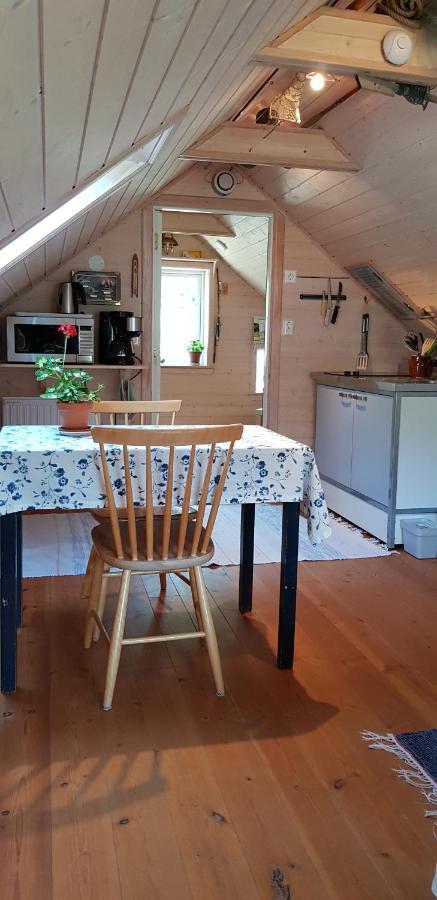 Ferienwohnung Hamburgoe, Hasselbacken 2 Hamburgsund Exterior foto